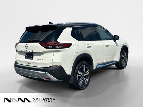 Used 2023 Nissan Rogue Platinum w/ Platinum Premium Package image 5