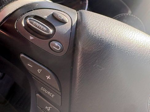 Used 2014 INFINITI QX60 FWD w/ Deluxe Touring Package image 18