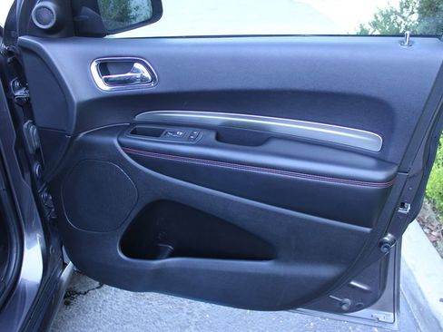 Used 2015 Dodge Durango R/T w/ Blacktop Package AWD/4WD image 29