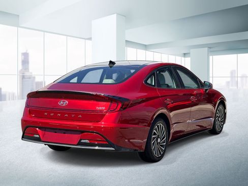 Used 2023 Hyundai Sonata Limited FWD image 4