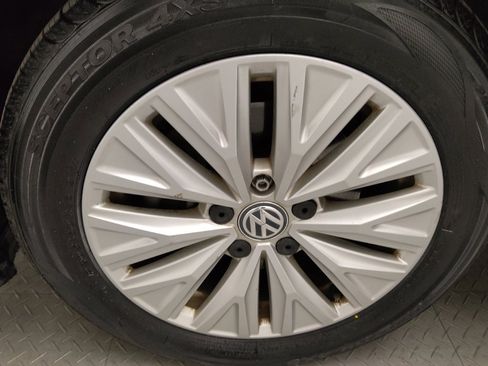 Used 2020 Volkswagen Jetta S image 31