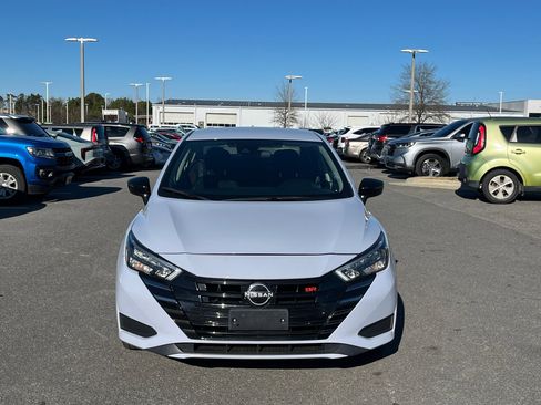 Used 2024 Nissan Versa SR w/ Trunk Package image 3