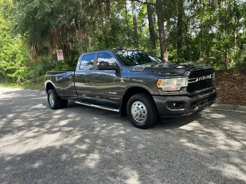 Used 2019 RAM 3500 Big Horn RWD image 3