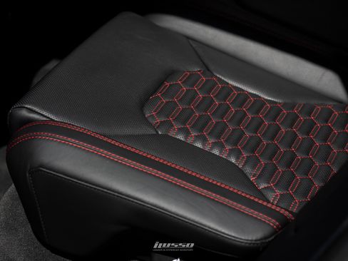 Used 2021 Lamborghini Urus image 42