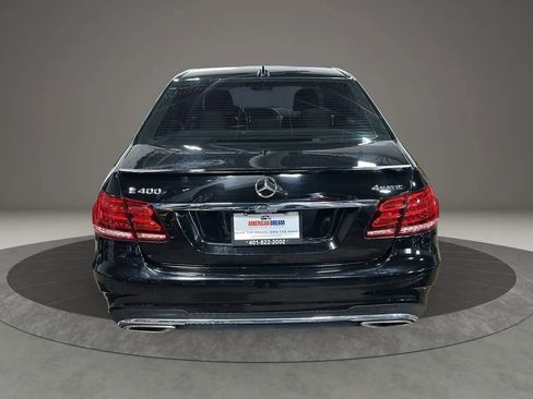 Used 2016 Mercedes-Benz E 400 4MATIC Sedan image 4