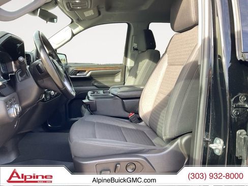 Used 2024 GMC Sierra 1500 Elevation image 9