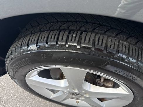 Used 2018 Mercedes-Benz GLE 350 4MATIC image 28