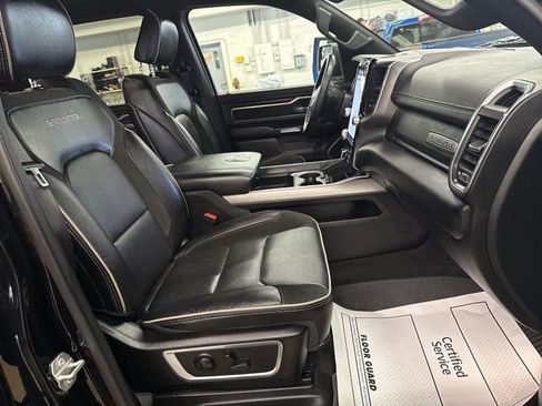 Used 2023 RAM 1500 Laramie AWD/4WD image 26
