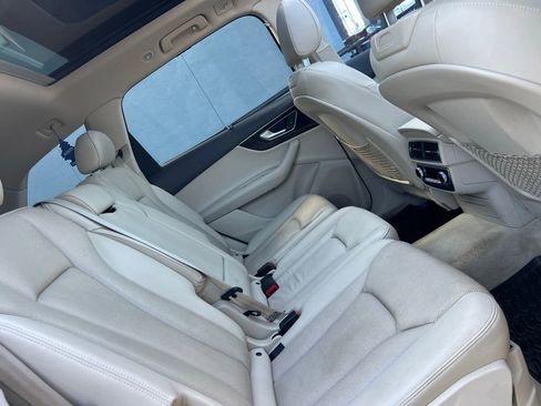 Used 2017 Audi Q7 3.0T Premium Plus w/ Premium Plus Package image 47