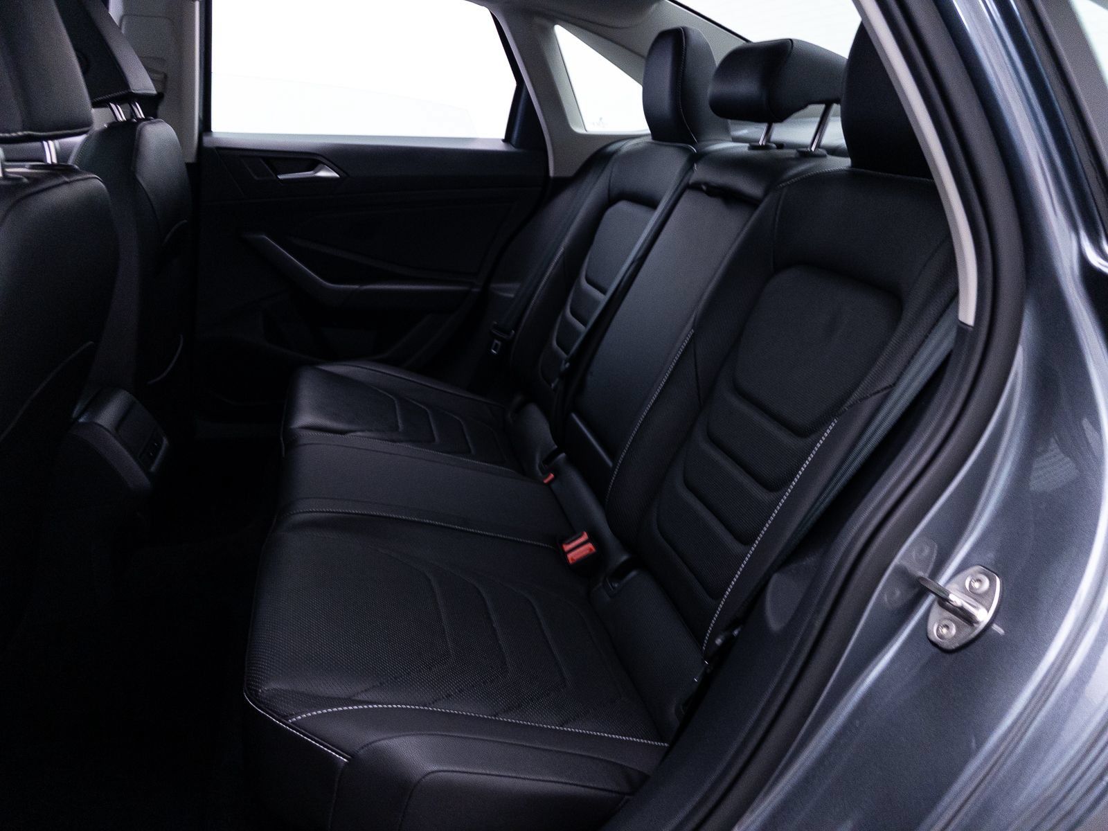 Used 2023 Volkswagen Jetta SEL FWD image 41