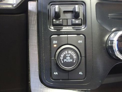 Used 2023 Ford F150 King Ranch w/ Equipment Group 601A High AWD/4WD image 18
