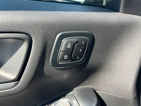 Certified 2024 Ford Escape Platinum w/ Premium Technology Package AWD/4WD image 6
