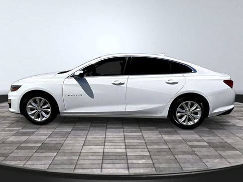 Used 2023 Chevrolet Malibu LT FWD image 4