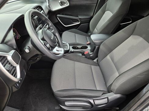 Certified 2024 Kia Soul LX w/ Option Group 015 image 11