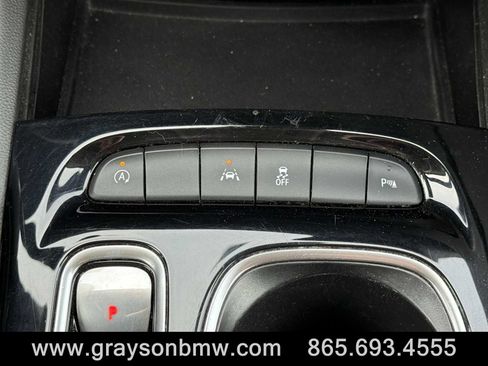 Used 2023 Buick Envision Essence image 19