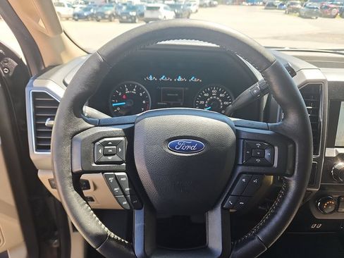 Used 2019 Ford F150 XLT w/ Equipment Group 302A Luxury AWD/4WD image 14