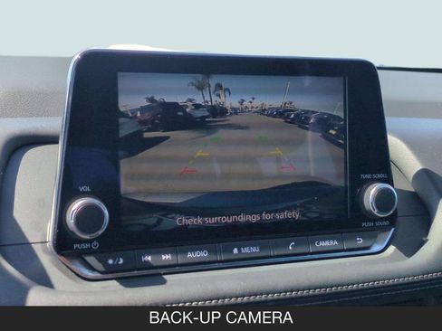 Used 2026 Nissan Rogue S FWD image 21