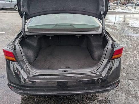 Certified 2025 Nissan Altima 2.5 S FWD image 11