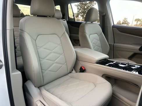 New 2026 Volkswagen Atlas SE image 27