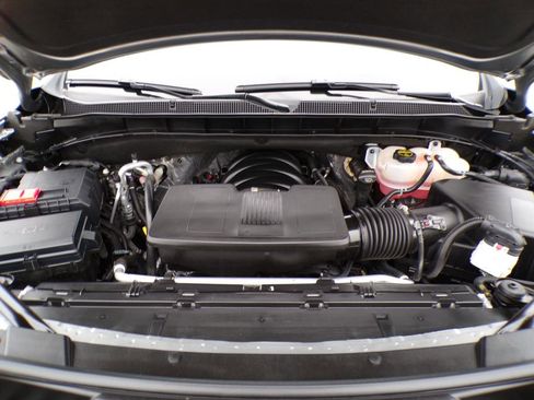 Used 2025 Chevrolet Tahoe Premier AWD/4WD image 28