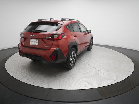 Used 2024 Subaru Crosstrek 2.0i Premium w/ Crosstrek Mirror Package image 35