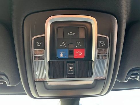 Certified 2022 RAM 2500 Laramie AWD/4WD image 25