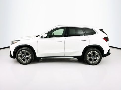 Used 2025 BMW X1 xDrive28i image 4