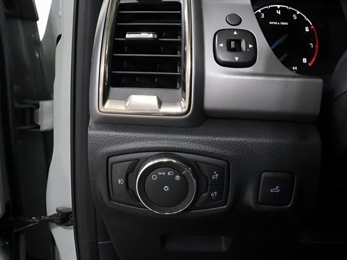 Used 2021 Ford Ranger XLT w/ Equipment Group 301A Mid image 17