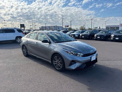 Used 2022 Kia Forte GT-Line FWD image 3