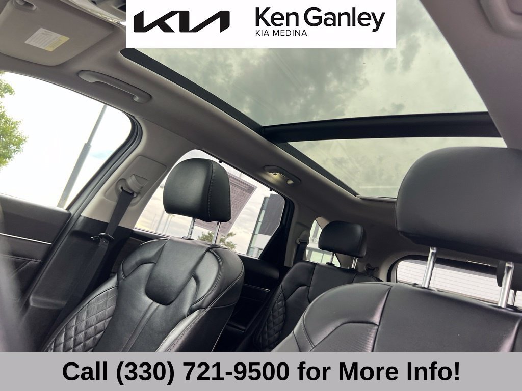 Certified 2023 Kia Sorento SX Prestige AWD/4WD image 42