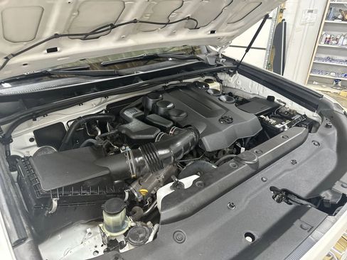 Used 2012 Toyota 4Runner SR5 image 30