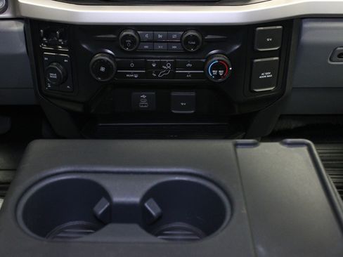 Used 2024 Ford F250 XLT w/ FX4 Off-Road Package AWD/4WD image 21