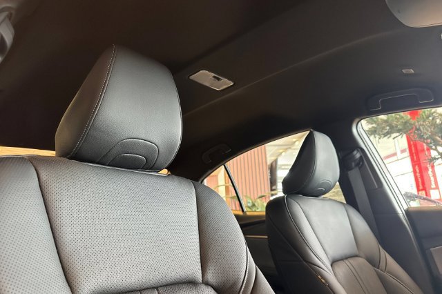 Used 2026 Toyota Camry SE w/ Convenience Package FWD image 18