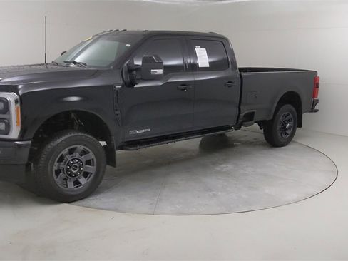 Certified 2023 Ford F250 Lariat w/ Lariat Ultimate Package image 21