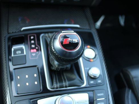 Used 2015 Audi RS 7 image 38