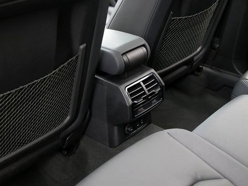 Used 2025 Audi Q3 2.0T Premium image 13