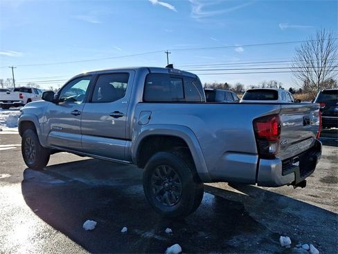 Used 2023 Toyota Tacoma SR5 image 5