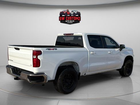Used 2025 Chevrolet Silverado 1500 LT image 7