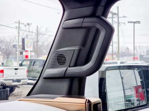 Used 2024 GMC Hummer EV 2X w/ LPO, Illumination Package image 58