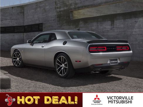 Used 2016 Dodge Challenger R/T Scat Pack RWD image 1