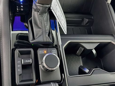 New 2026 Toyota Tundra Limited AWD/4WD image 21