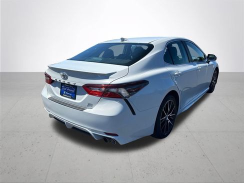 Used 2024 Toyota Camry SE w/ Cold Weather Package AWD/4WD image 7