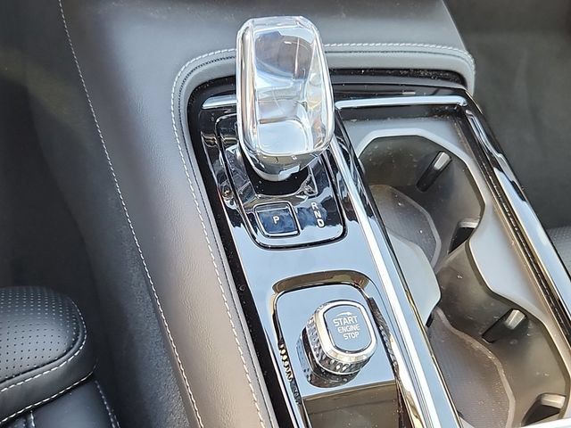 New 2024 Volvo S90 T8 Ultimate AWD/4WD image 23