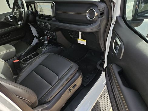New 2026 Jeep Wrangler Sahara image 7