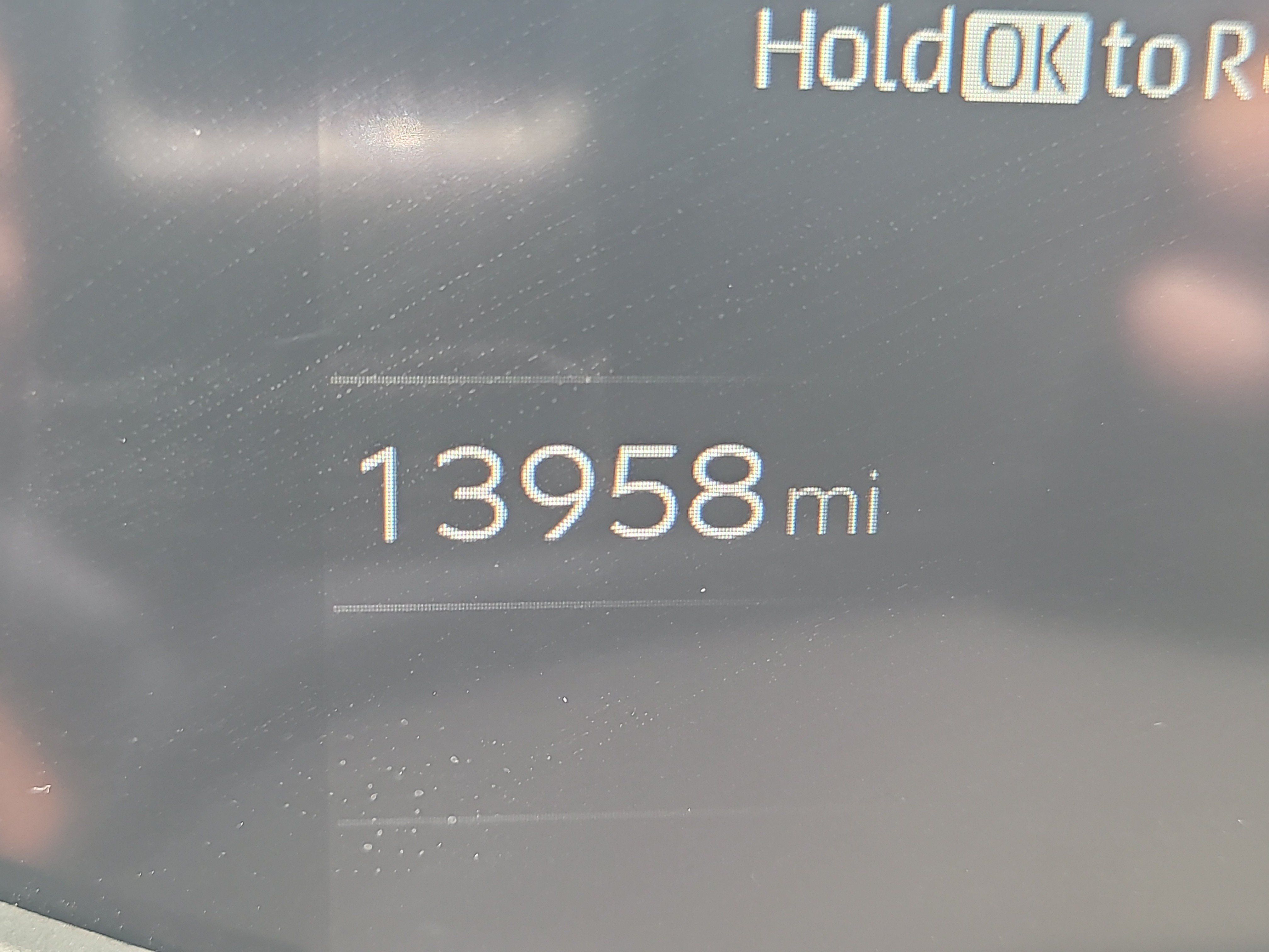 Used 2026 Toyota Prius LE FWD image 32