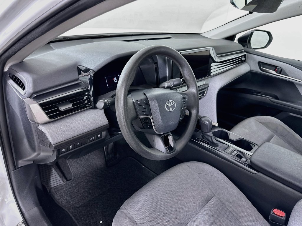 Used 2026 Toyota Camry LE FWD image 9