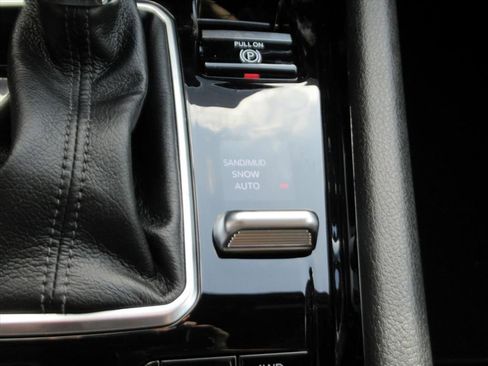 New 2026 Jeep Compass Latitude image 25