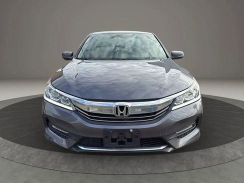 Used 2017 Honda Accord EX-L image 2