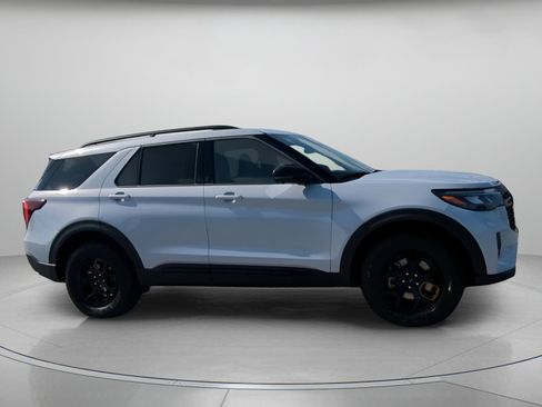 New 2026 Ford Explorer Tremor image 36