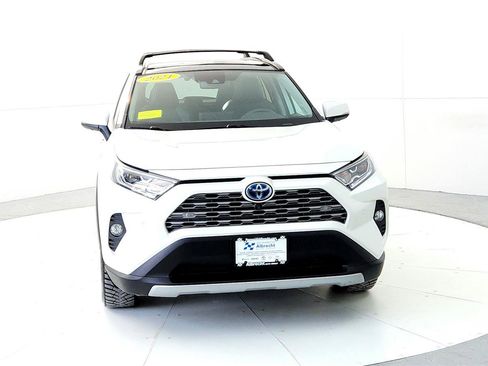 Used 2021 Toyota RAV4 Limited image 8
